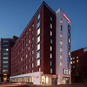 Hampton By Hilton Centre Отель